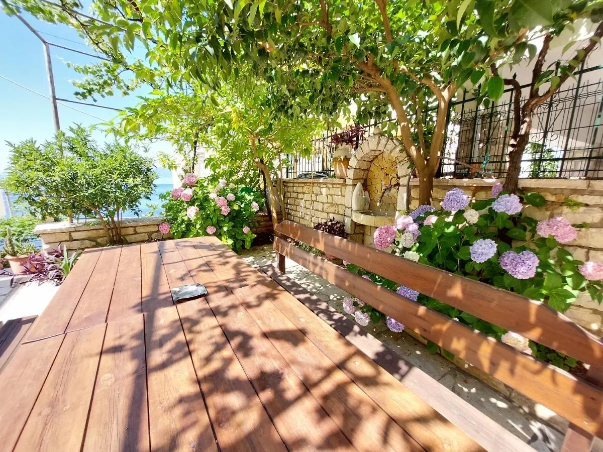 The Sun House Apartamento Sarandë
